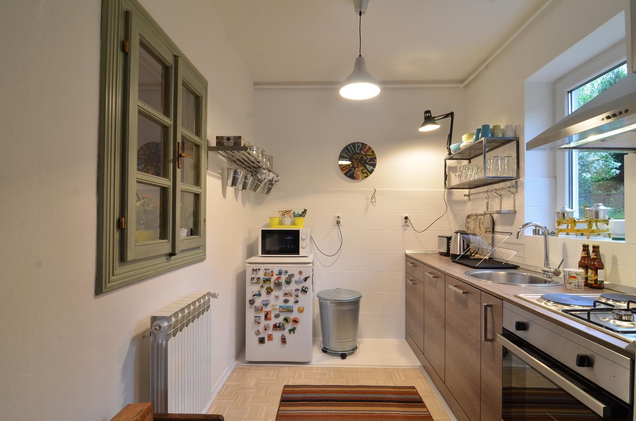 Embassy Of Industry + Free Parking Apartment Sarajevo Bagian luar foto