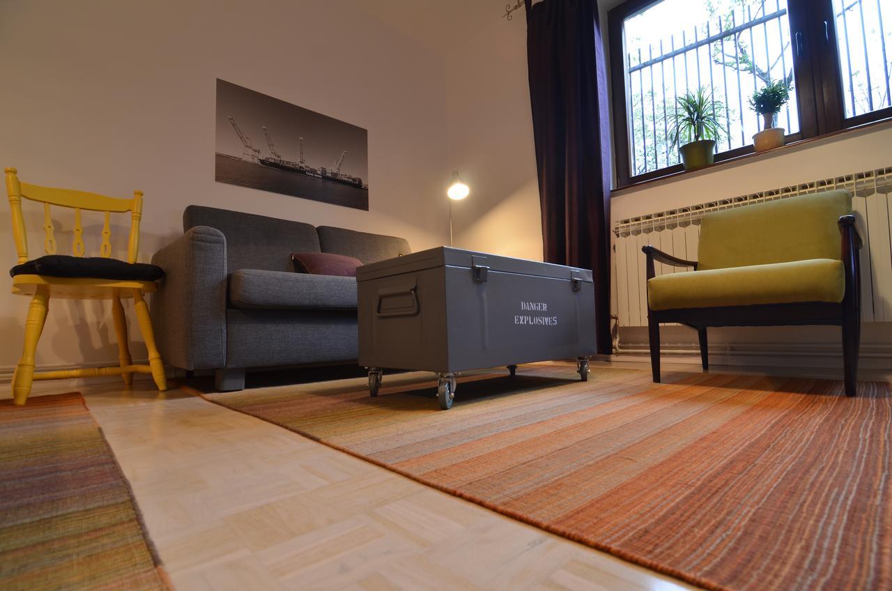 Embassy Of Industry + Free Parking Apartment Sarajevo Bagian luar foto