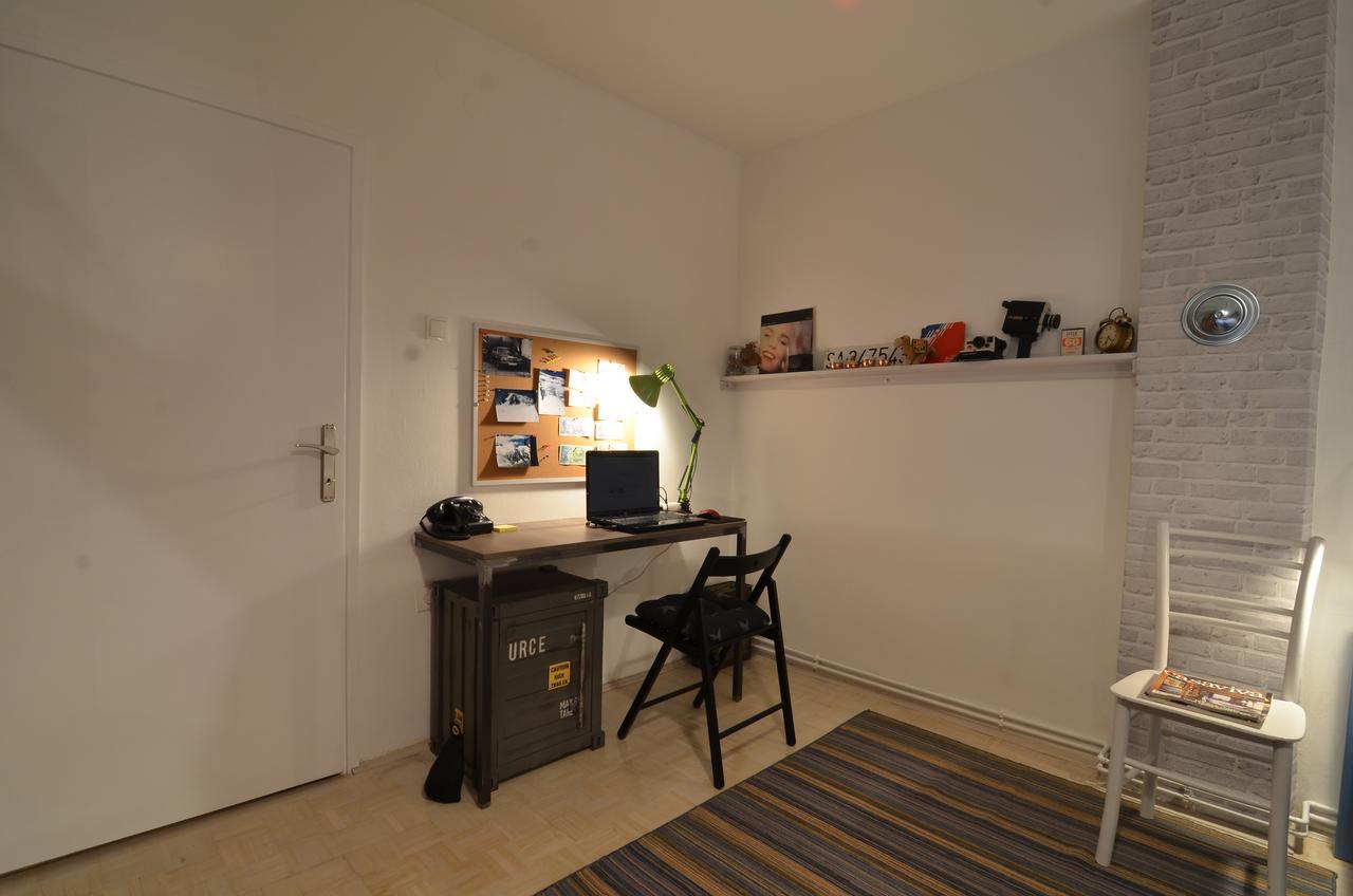 Embassy Of Industry + Free Parking Apartment Sarajevo Bagian luar foto